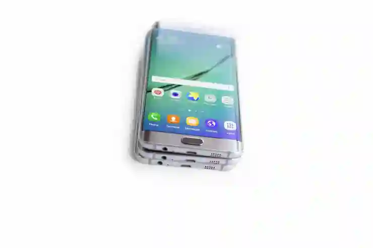 갤럭시탭 S10 FE와 플러스의 매력적인 디자인을 살펴보자