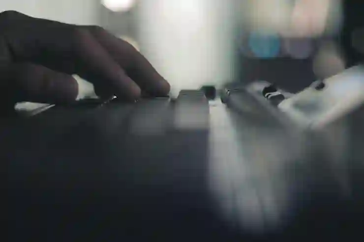 컴퓨터 메인보드 건전지 교체하는 꿀팁 공유합니다